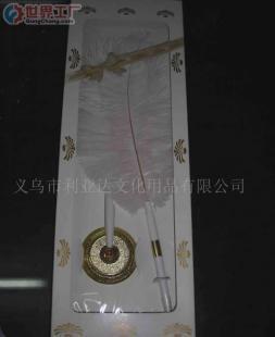 工藝羽毛臺(tái)筆批發(fā)指南 價(jià)格、廠家與世界工廠網(wǎng)產(chǎn)品信息庫(kù)全解析